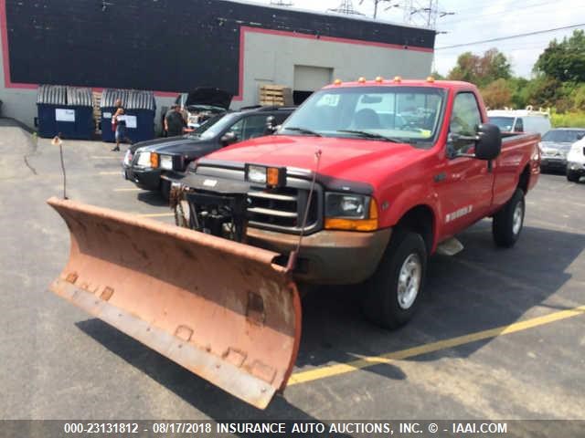 1FTSF31L81EB95285 - 2001 FORD F350 SRW SUPER DUTY RED photo 2