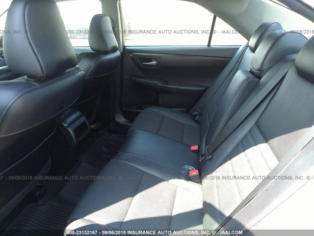 4T1BF1FK0HU381516 - 2017 TOYOTA CAMRY LE/XLE/SE/XSE BLACK photo 8