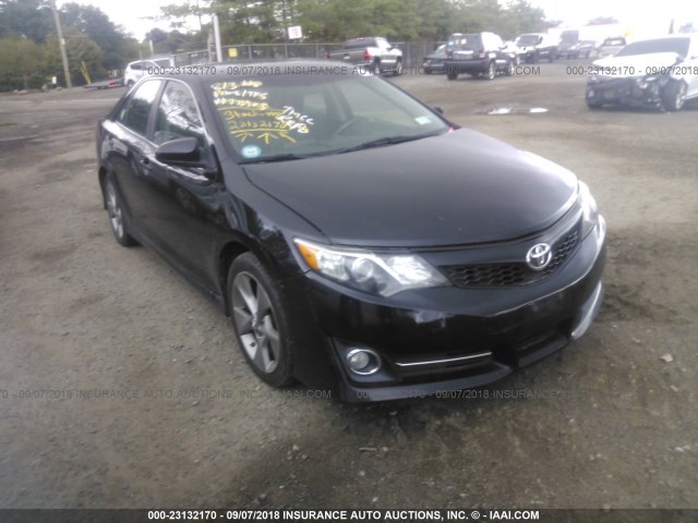 4T1BF1FK1EU773903 - 2014 TOYOTA CAMRY L/SE/LE/XLE 黑色 照片 1