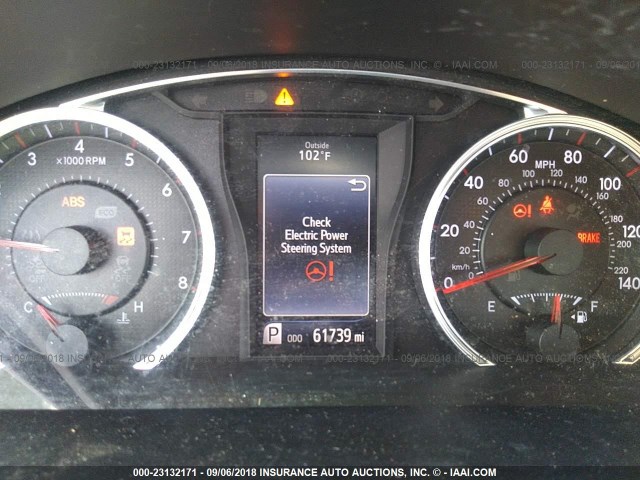 4T1BF1FK3HU346503 - 2017 TOYOTA CAMRY LE/XLE/SE/XSE 银色 照片 7