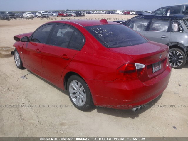 WBAVB17526NK37587 - 2006 BMW 325 I AUTOMATIC წითელი ფოტო 3