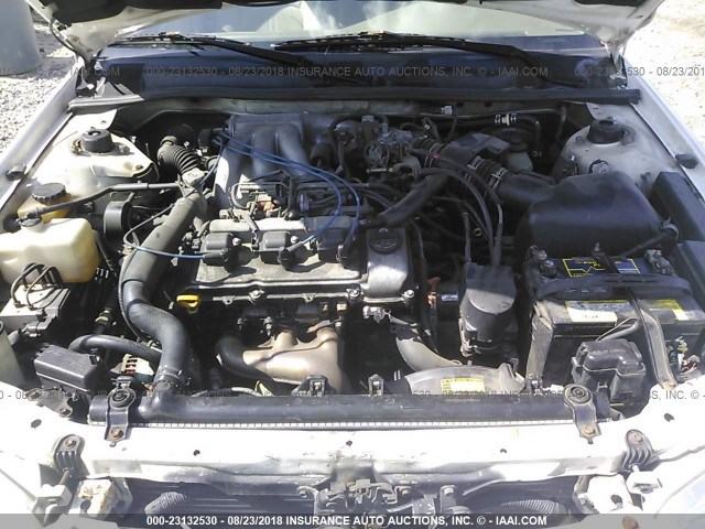 JT2BF28K8W0102415 - 1998 TOYOTA CAMRY LE/XLE WHITE photo 10