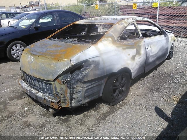 4T1CE30PX7U756723 - 2007 TOYOTA CAMRY SOLARA SE/SLE თეთრი ფოტო 4