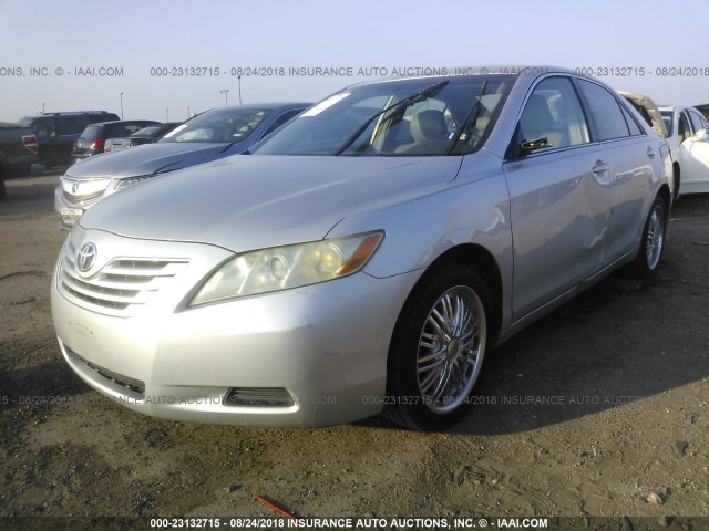 4T1BE46K87U647903 - 2007 TOYOTA CAMRY NEW GENERAT CE/LE/XLE/SE SILVER photo 2