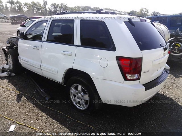 1J4GR48K75C605814 - 2005 JEEP GRAND CHEROKEE LAREDO/COLUMBIA/FREEDOM 白色 照片 3