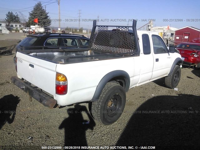 5TEWN72N44Z348824 - 2004 TOYOTA TACOMA XTRACAB WHITE photo 4