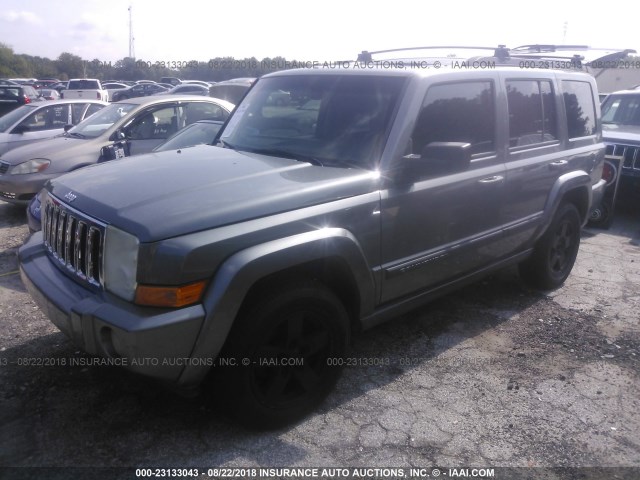 1J8HG48K17C570277 - 2007 JEEP COMMANDER GRAY photo 2