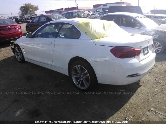 WBA4Z7C53JED47527 - 2018 BMW 440XI WHITE photo 3