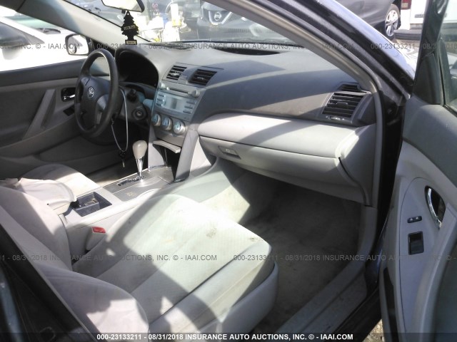 4T1BE46K69U347019 - 2009 TOYOTA CAMRY SE/LE/XLE 灰色 照片 5