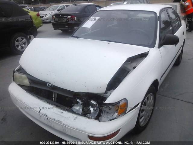 JT2AE09B0S0087663 - 1995 TOYOTA COROLLA LE/DX WHITE photo 2