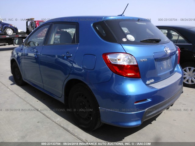 2T1KE40E59C028232 - 2009 TOYOTA COROLLA MATRIX S BLUE photo 3