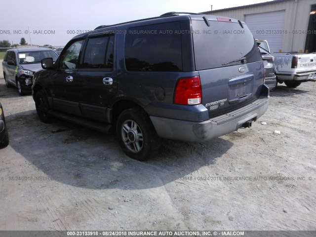 1FMRU15W33LA22247 - 2003 FORD EXPEDITION XLT Dark Blue photo 3