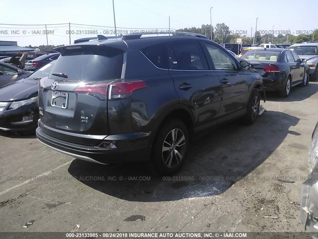 JTMRFREV1JJ736665 - 2018 TOYOTA RAV4 ADVENTURE/XLE 灰色 照片 4