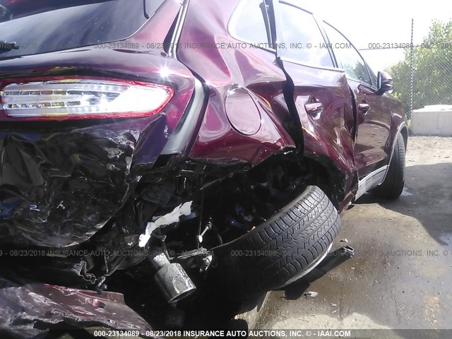 5LMCJ2C9XHUL71034 - 2017 LINCOLN MKC SELECT MAROON photo 6