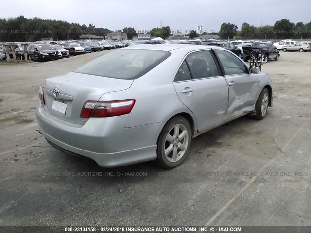 4T1BE46K27U554097 - 2007 TOYOTA CAMRY NEW GENERAT CE/LE/XLE/SE SILVER photo 4