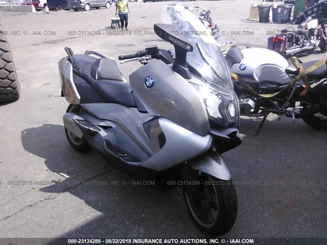 WB1013403DZC94682 - 2013 BMW C650 GT TAN photo 1