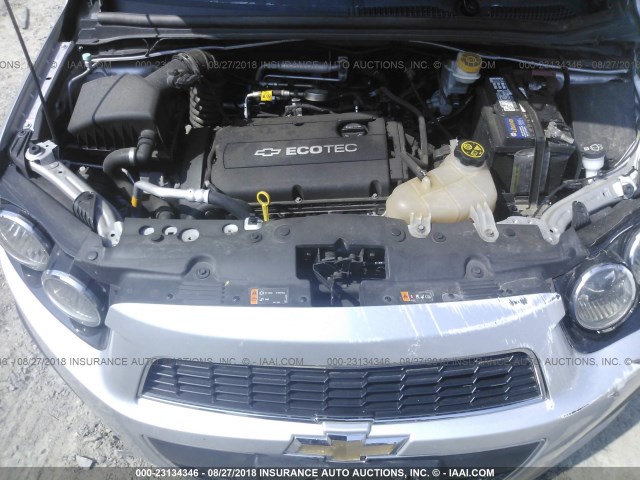 1G1JA5SG5E4218677 - 2014 CHEVROLET SONIC LS 银色 照片 10