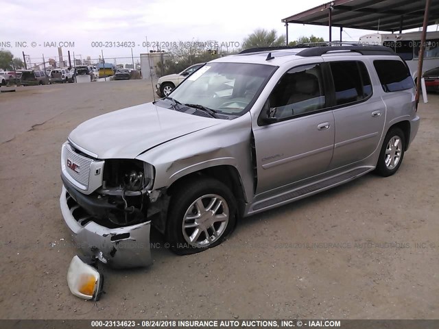 1GKET66MX66101874 - 2006 GMC ENVOY DENALI XL SILVER photo 2