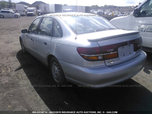 1G8JS54F22Y553841 - 2002 SATURN L100 SILVER photo 3