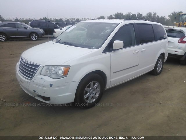 2A4RR5D15AR369595 - 2010 CHRYSLER TOWN & COUNTRY TOURING WHITE photo 2