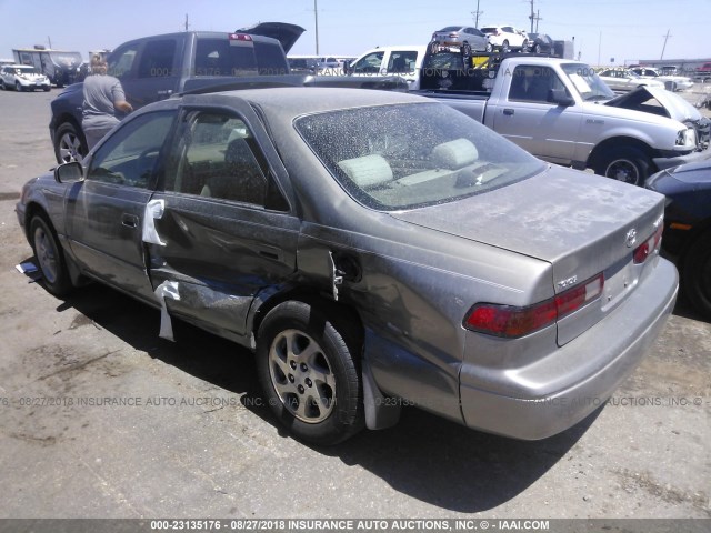 JT2BF22K3W0126002 - 1998 TOYOTA CAMRY CE/LE/XLE 棕色 照片 3