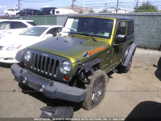 1J4GA2D16AL216701 - 2010 JEEP WRANGLER SPORT 绿色 照片 2