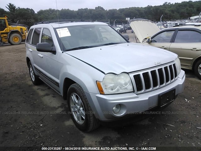 1J4GS48K96C186984 - 2006 JEEP GRAND CHEROKEE LAREDO/COLUMBIA/FREEDOM 银色 照片 1