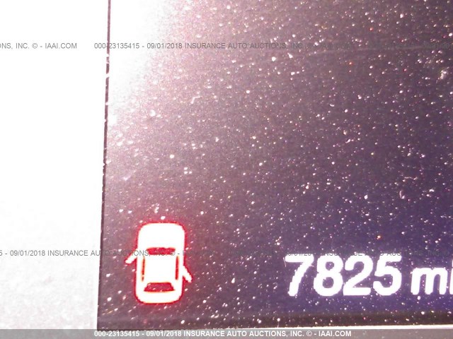 3C4NJDBB7JT284806 - 2018 JEEP COMPASS LATITUDE Weiß Foto 7