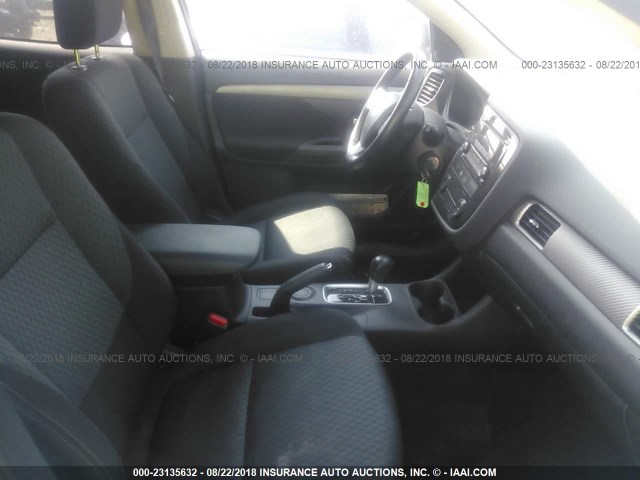 JA4AD2A34FZ010560 - 2015 MITSUBISHI OUTLANDER ES 银色 照片 5