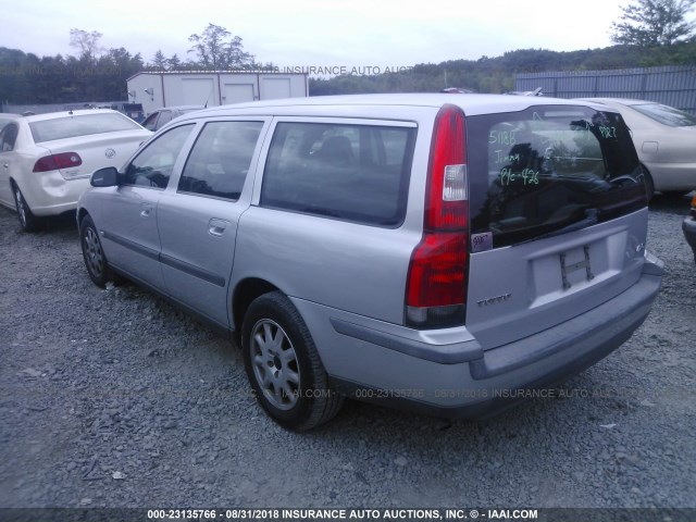 YV1SW61R922224974 - 2002 VOLVO V70 SILVER photo 3