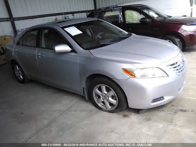 4T1BE46K37U505135 - 2007 TOYOTA CAMRY NEW GENERAT CE/LE/XLE/SE SILVER photo 1