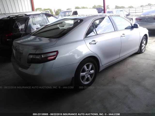 4T1BE46K37U505135 - 2007 TOYOTA CAMRY NEW GENERAT CE/LE/XLE/SE SILVER photo 4