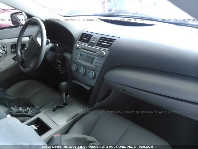 4T1BE46K37U505135 - 2007 TOYOTA CAMRY NEW GENERAT CE/LE/XLE/SE SILVER photo 5