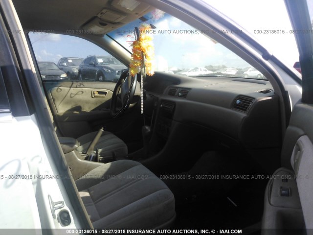 4T1BG22K5XU502273 - 1999 TOYOTA CAMRY CE/LE/XLE 白色 照片 5
