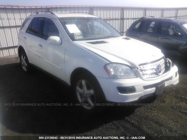 4JGBB86E38A359624 - 2008 MERCEDES-BENZ ML 350 WHITE photo 1