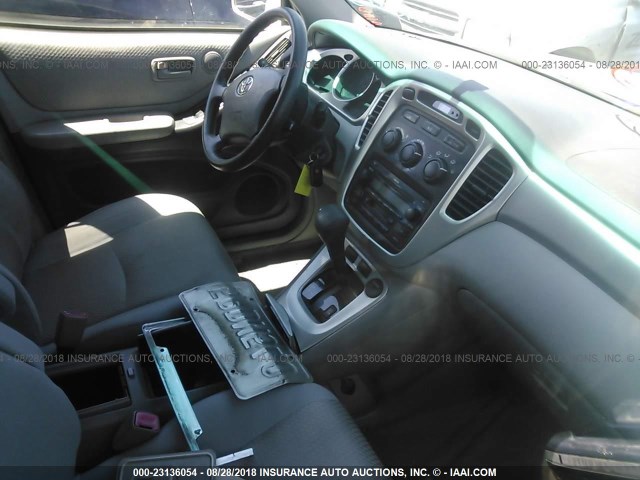 JTEDP21A450075447 - 2005 TOYOTA HIGHLANDER LIMITED SILVER photo 5