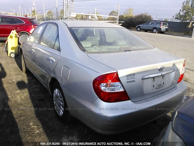 4T1BE32K03U761016 - 2003 TOYOTA CAMRY LE/XLE/SE 银色 照片 3