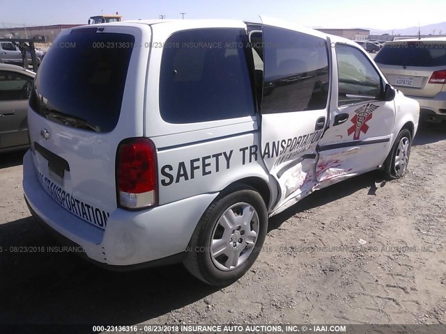 1GNDU23W57D186081 - 2007 CHEVROLET UPLANDER LS WHITE photo 4