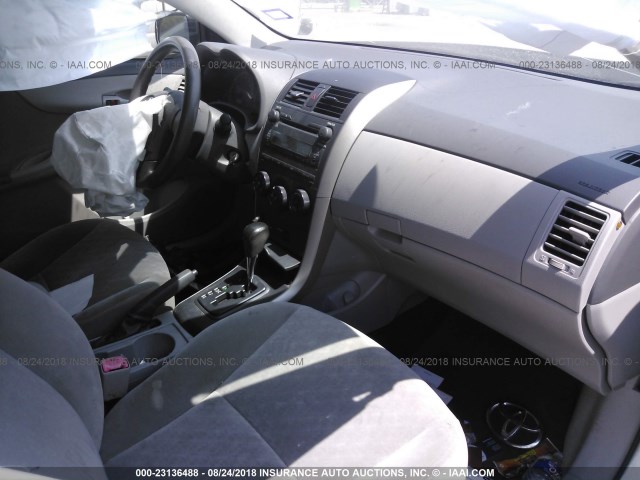 JTDBL40E29J004481 - 2009 TOYOTA COROLLA LE/XLE 银色 照片 5