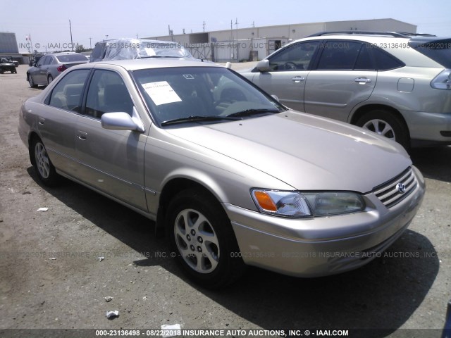 JT2BF22K2X0196074 - 1999 TOYOTA CAMRY LE/XLE 棕色 照片 1