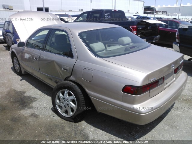 JT2BF22K2X0196074 - 1999 TOYOTA CAMRY LE/XLE 棕色 照片 3