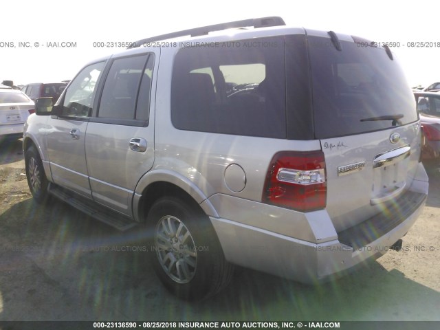 1FMJU1H58BEF46447 - 2011 FORD EXPEDITION XLT/KING RANCH SILVER photo 3
