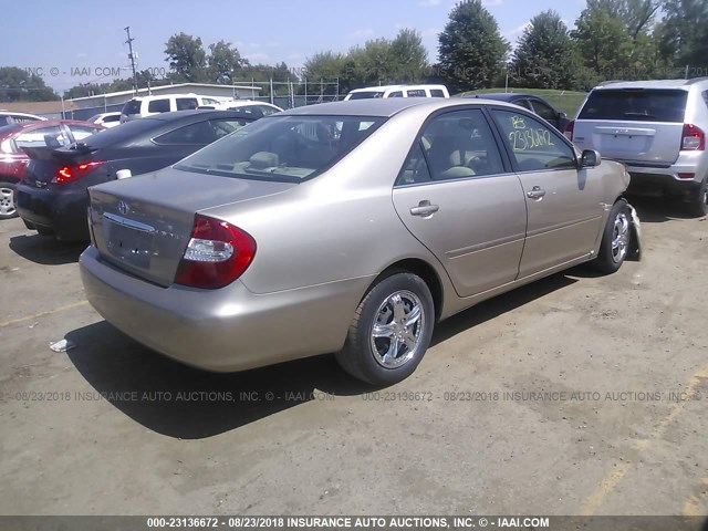 JTDBE32KX20039501 - 2002 TOYOTA CAMRY LE/XLE/SE 金色 照片 4