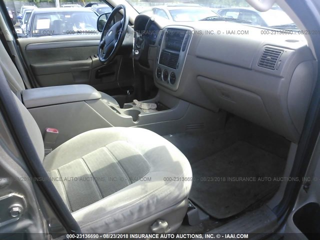 1FMZU73K24ZB45104 - 2004 FORD EXPLORER XLT/XLT SPORT/NBX 棕色 照片 5