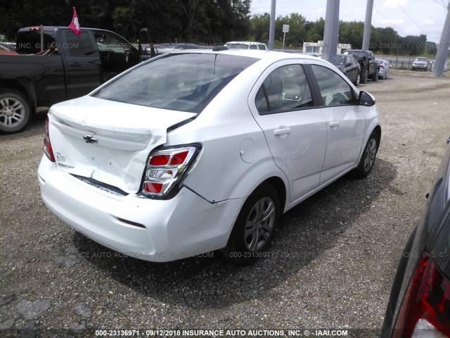 1G1JB5SH0H4157698 - 2017 CHEVROLET SONIC LS 白色 照片 4