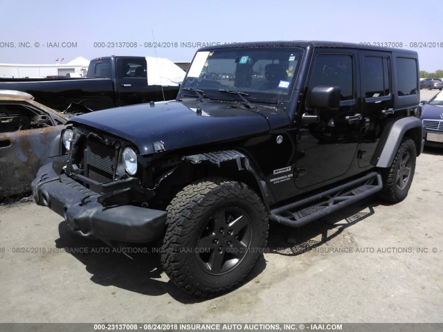 1C4BJWDG5GL114195 - 2016 JEEP WRANGLER UNLIMITE SPORT BLACK photo 2