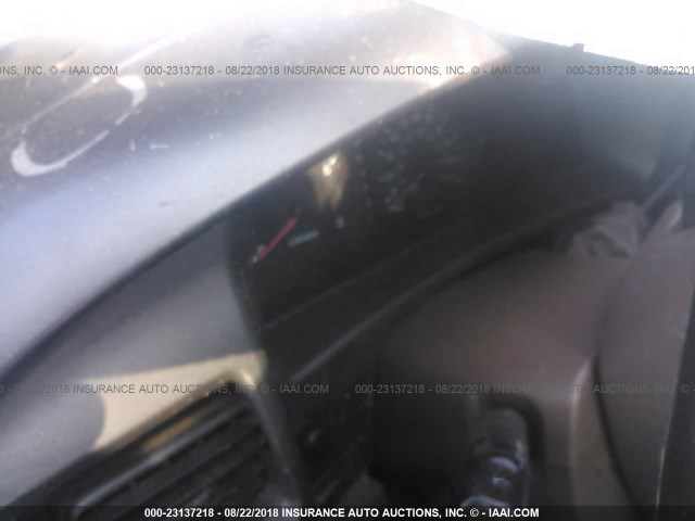 4T3ZF13C9YU214638 - 2000 TOYOTA SIENNA LE/XLE Champagne photo 7