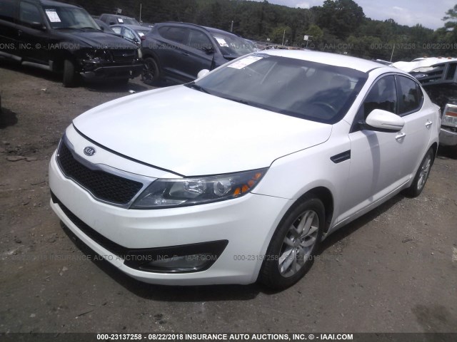5XXGM4A76CG063919 - 2012 KIA OPTIMA LX 白色 照片 2