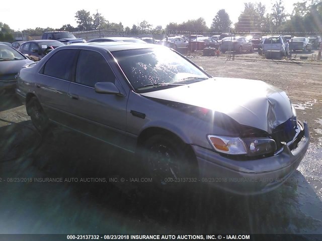 4T1BG22K6YU657867 - 2000 TOYOTA CAMRY CE/LE/XLE 灰色 照片 1