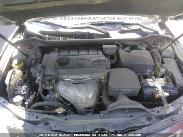 4T1BF3EK2AU573894 - 2010 TOYOTA CAMRY SE/LE/XLE ნაცრისფერი ფოტო 10